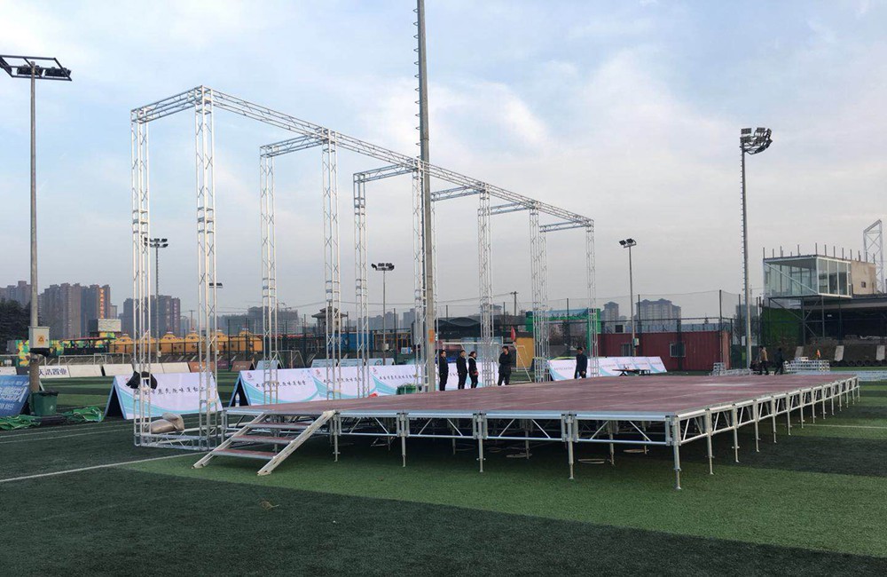 舞台搭建如何既大气又合适?(图1) 舞台搭建如何既大气又合适?(图1)